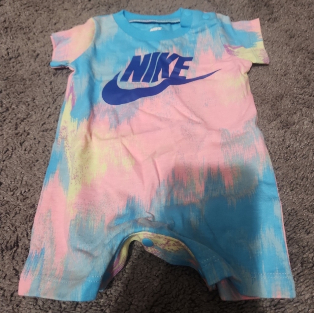 Nike Newborn Romper